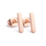 Oorbellen RVS staafje 10 x 3 mm rosé goudkleurig.