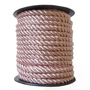 Koord 6 mm dikte. 17 meter op rol. Polyester / katoen. Licht roze