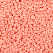 Glaskralen rocailles 12/0 2 mm Peach sorbet pink. Zak 6200 stuks