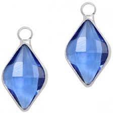 Facethanger Rhombus 10 x 14 mm. Blue / silver