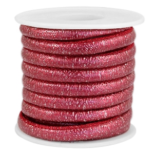 Gestikt imi leer 6 x 4 mm. Sparkle cabernet red metallic. Per 20 cm